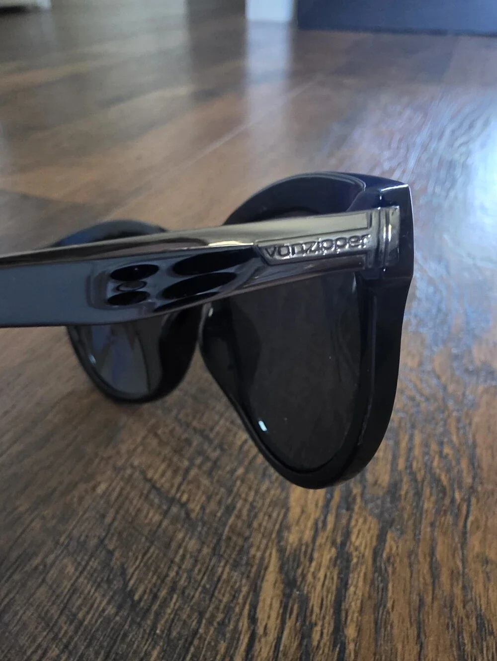 Von Zipper Cheeks Black Gloss